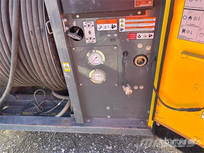Wacker Neuson E1250B 140000 BTU Ground Heater Fűtő és Hűtő felszerelések