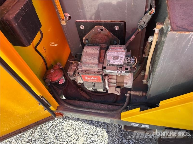 Wacker Neuson E1250B 140000 BTU Ground Heater Equipos de fundido