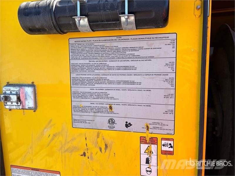 Wacker Neuson E1250B 140000 BTU Ground Heater Ogrevalna in odtajevalna oprema