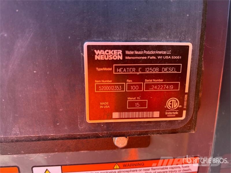 Wacker Neuson E1250B 140000 BTU Ground Heater Ogrevalna in odtajevalna oprema
