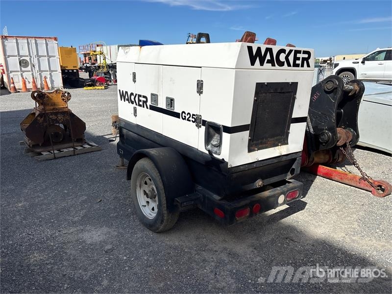 Wacker Neuson G-25 24.4 kVA Mobile Generator Set Diesel Generatorer