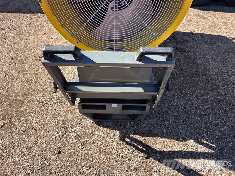 Wacker Neuson HI400 411903 BTU Ground Heater Équipement de dégel