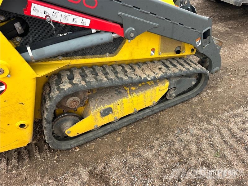 Wacker Neuson SM100 Mini Compact Track Loader Kompaktrakodók