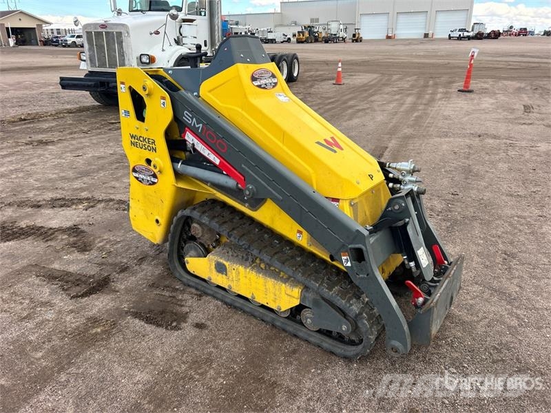 Wacker Neuson SM100 Mini Compact Track Loader Kompaktrakodók