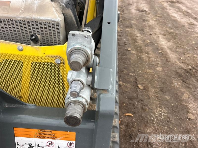 Wacker Neuson SM100 Mini Compact Track Loader Kompaktrakodók