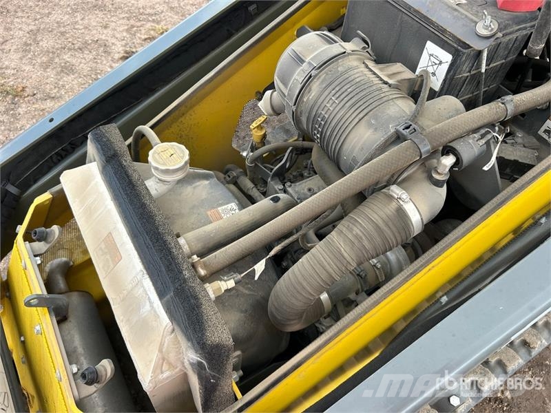Wacker Neuson SM100 Mini Compact Track Loader Kompaktrakodók