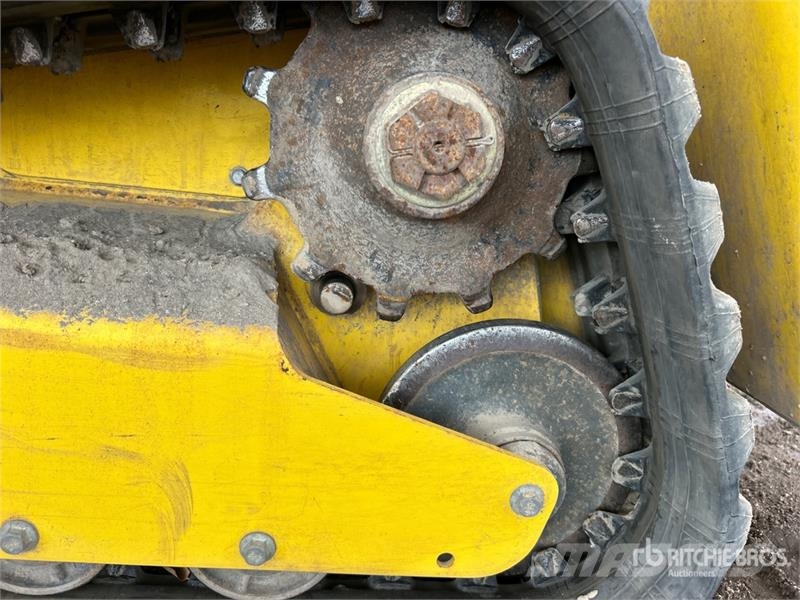 Wacker Neuson SM100 Mini Compact Track Loader Kompaktrakodók