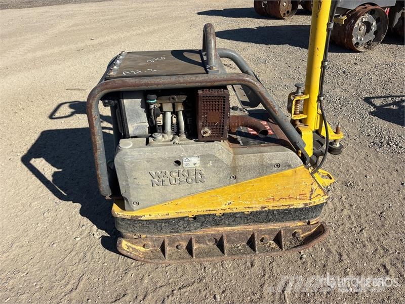 Wacker Neuson Vibratory Plate Compactor Уплътнители за плочи

