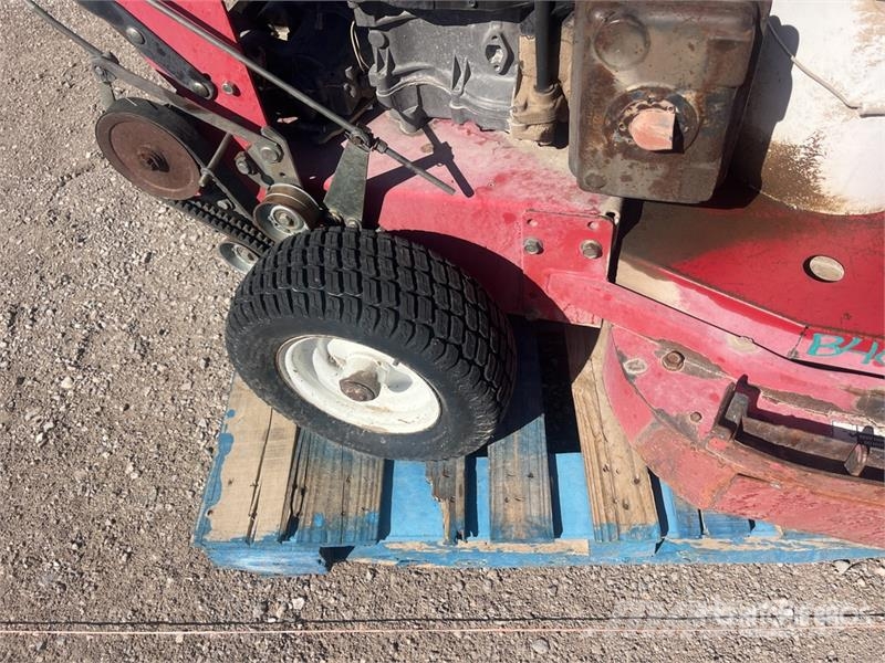  Walk-Behind Lawn Mower (Inoperable) ركوب الحشائش