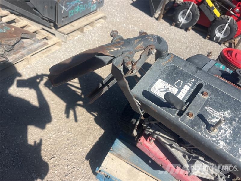  Walk-Behind Lawn Mower (Inoperable) ركوب الحشائش