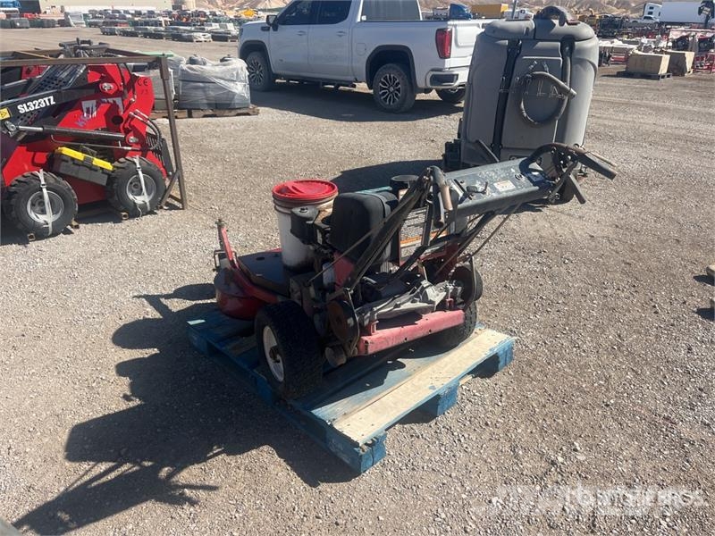  Walk-Behind Lawn Mower (Inoperable) ركوب الحشائش