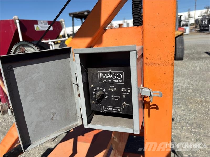 Wanco Arrow Board Drugo