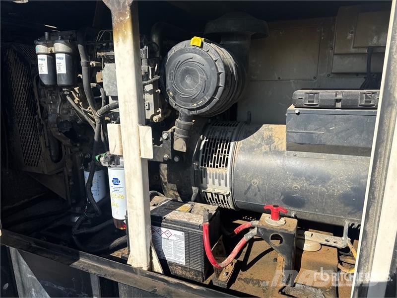 Wanco WSP80 80 kW Skid-Mounted Generator Set Дизелови генератори
