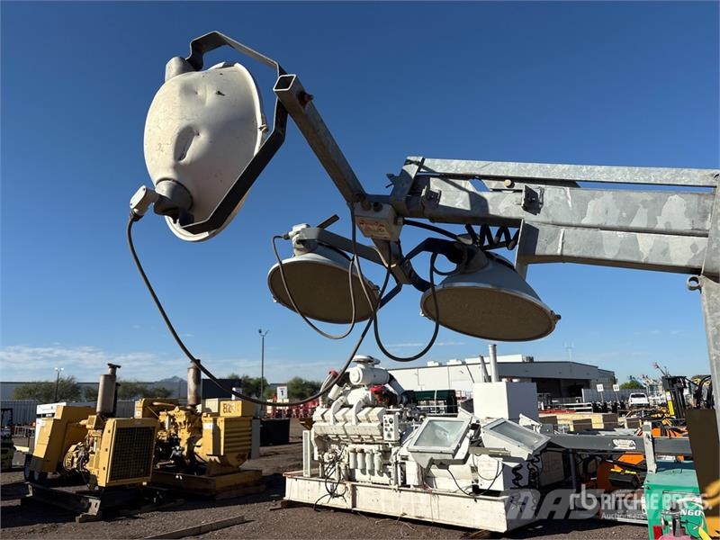 Warren Power Systems WCW84MH 8.2 kW Light Tower Svetlobni stolpi