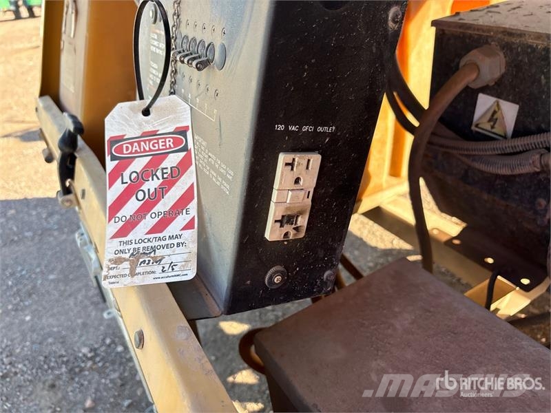 Warren Power Systems WCW84MH 8.2 kW Light Tower Svetlobni stolpi