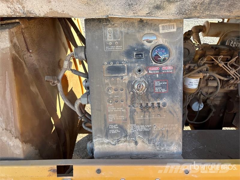  Warren Power Systems WCW84MH 8.2 kW Light Tower 조명타워