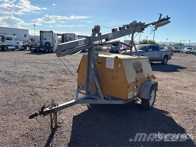  Warren Power Systems WCW84MH 8.2 kW Light Tower 조명타워