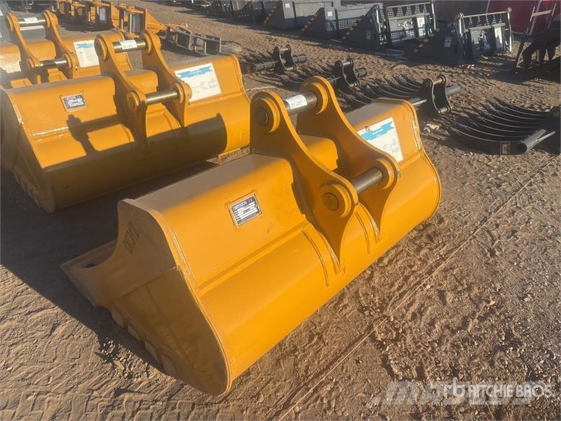 Warrior WBMCC12-1550 61 in Q/C Cleanup Excavator Bucket -  Baldes