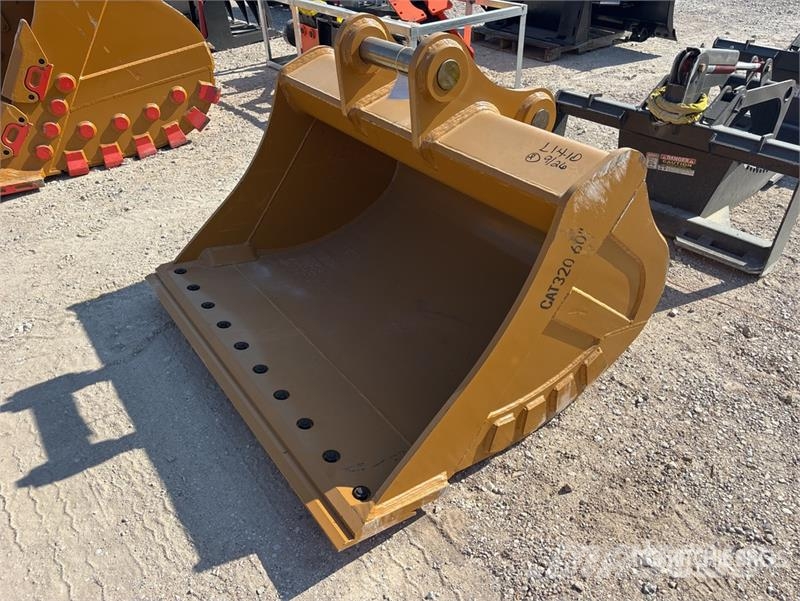 Warrior WBMCC20-1500 59 in Cleanup Excavator Bucket - Fits Žlice