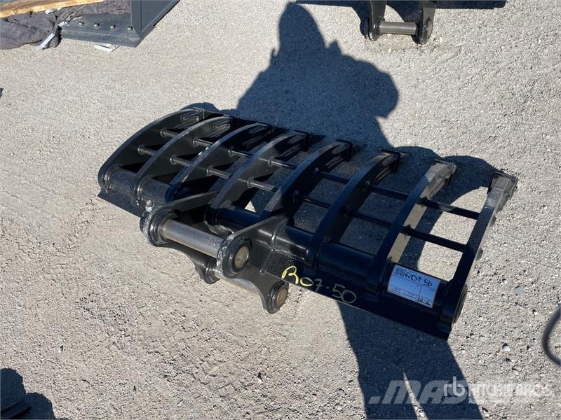 Warrior WBRC07-1200 47 in Excavator Rake - Fits Cat 307 /  مكابس وميبسات التبن
