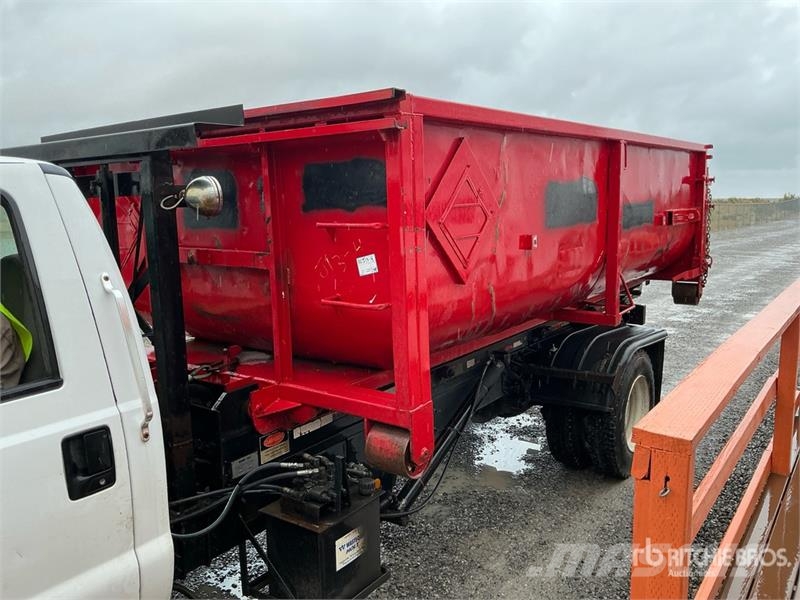  Waste Container معدات البناء - غير ذلك