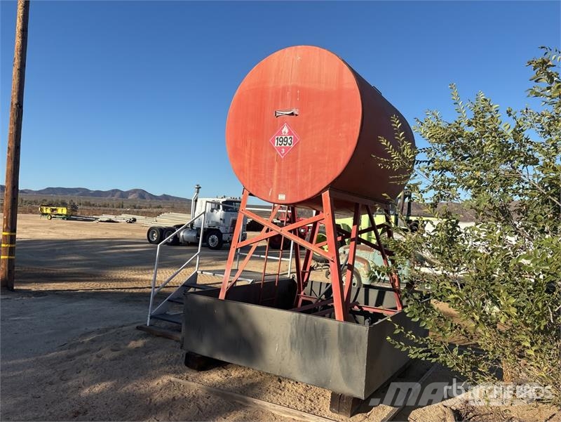  Water Tower معدات البناء - غير ذلك