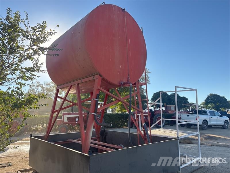  Water Tower معدات البناء - غير ذلك