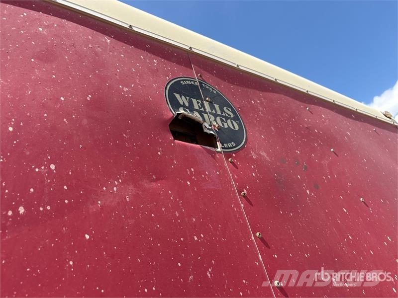 Wells Cargo 16 ft T/A Enclosed Trailer Dobozos pótkocsik