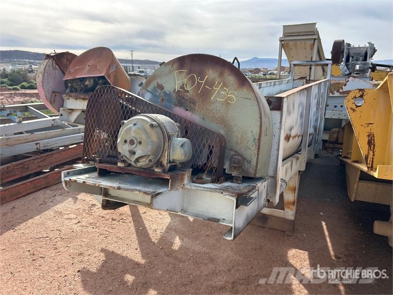 Wemco 24 in x 14 ft Material Washer Waste sorting equipment
