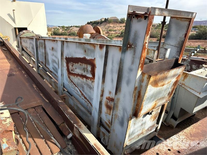 Wemco 24 in x 14 ft Material Washer Waste sorting equipment