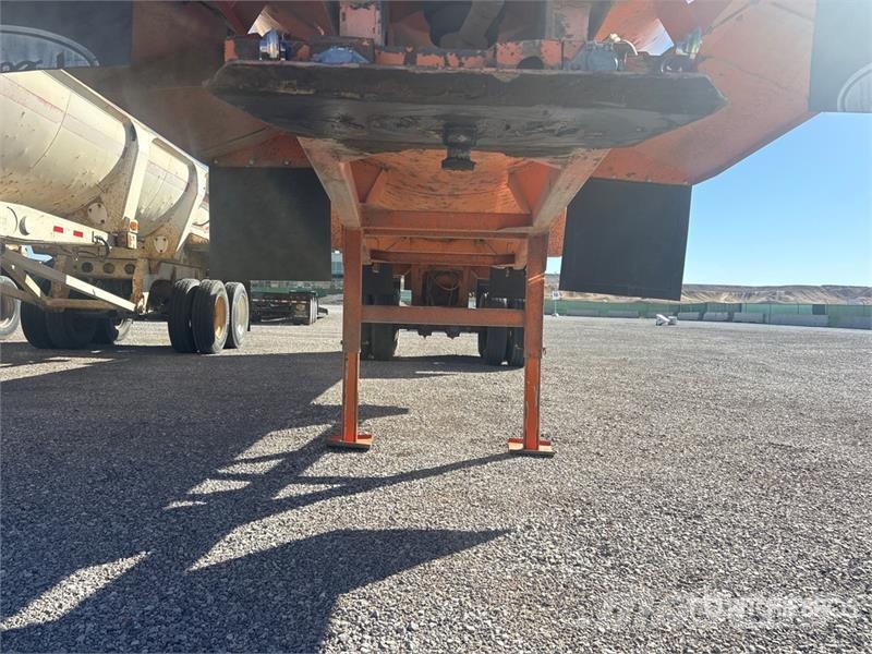  Wes-Tex 32 ft T/A End Dump Trailer Pašizgāzējs
