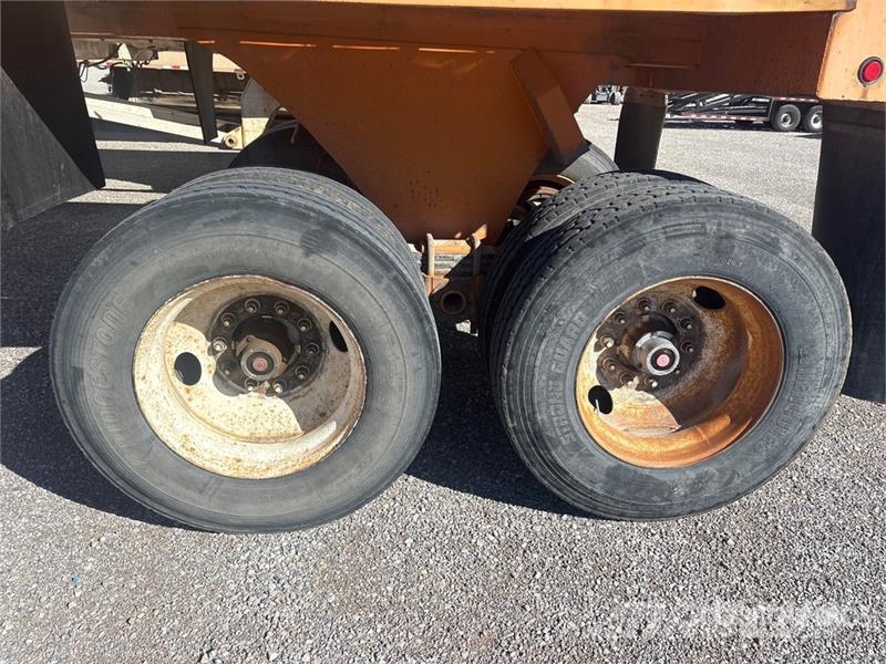 Wes-Tex 32 ft T/A End Dump Trailer Pašizgāzējs