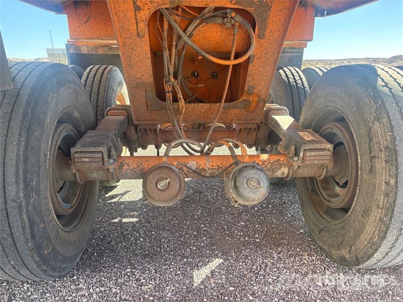  Wes-Tex 32 ft T/A End Dump Trailer Pašizgāzējs