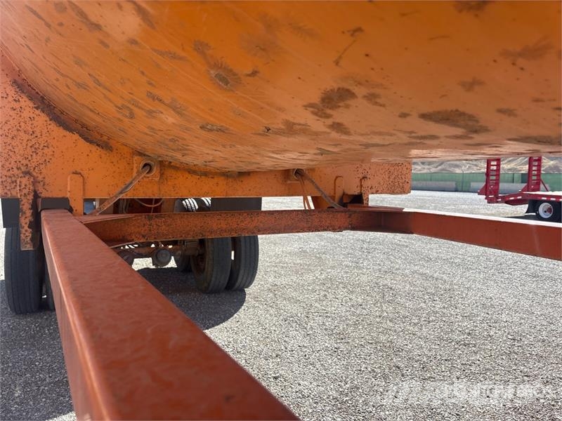  Wes-Tex 32 ft T/A End Dump Trailer Pašizgāzējs