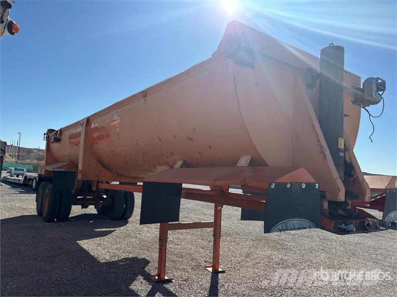  Wes-Tex 32 ft T/A End Dump Trailer Pašizgāzējs