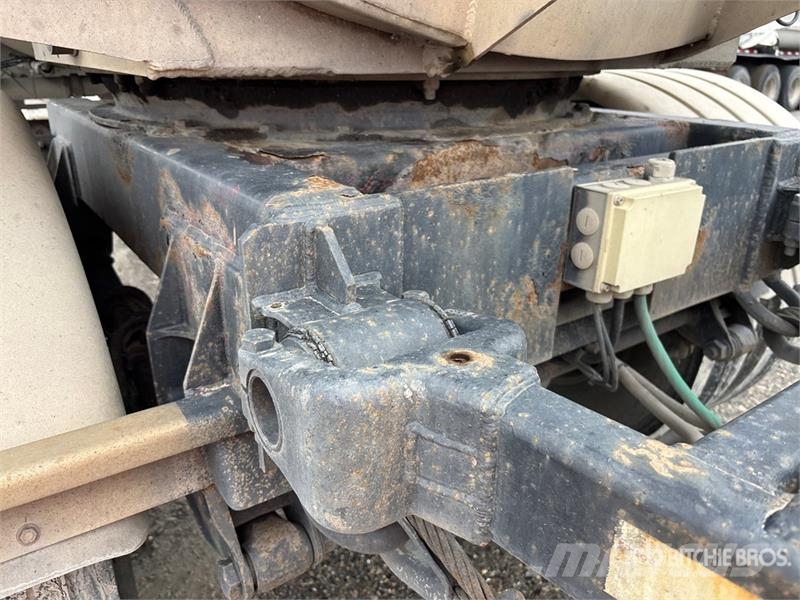 West-Mark 4100 gal T/A Turntable Pup Pneumatic Bul Druge prikolice