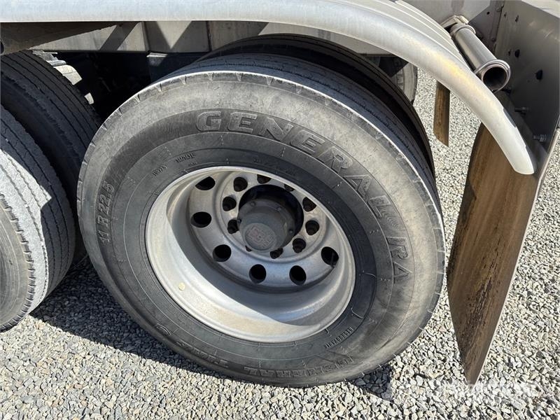 West-Mark 6300 gal T/A Tanker Trailer 罐體拖車