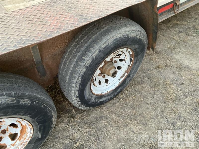 Western Pro 24 ft T/A Gooseneck Equipment Trailer Прицепы-Автовозы