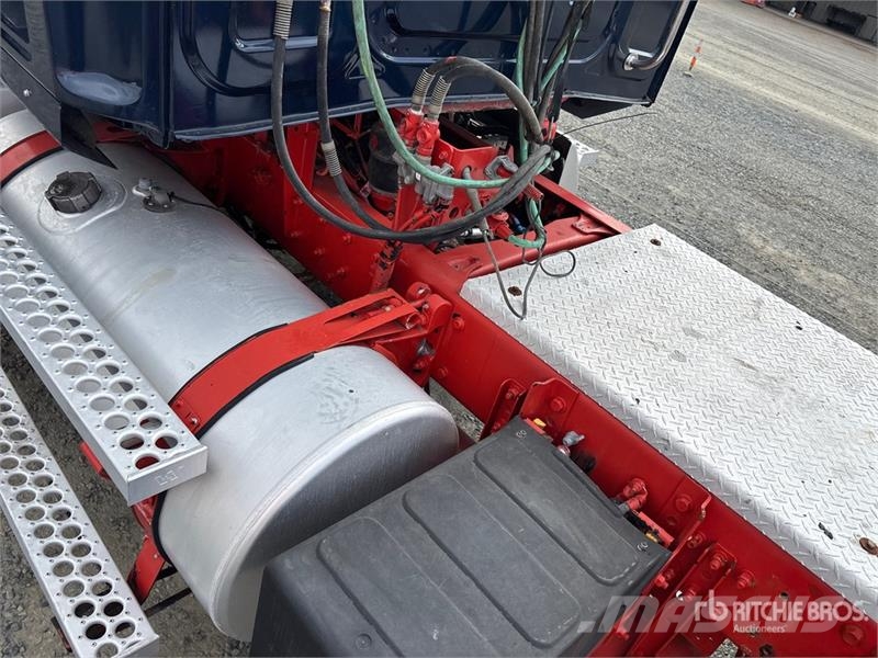 Western Star 4700 4x2 S/A Day Cab Truck Tractor Tegljači