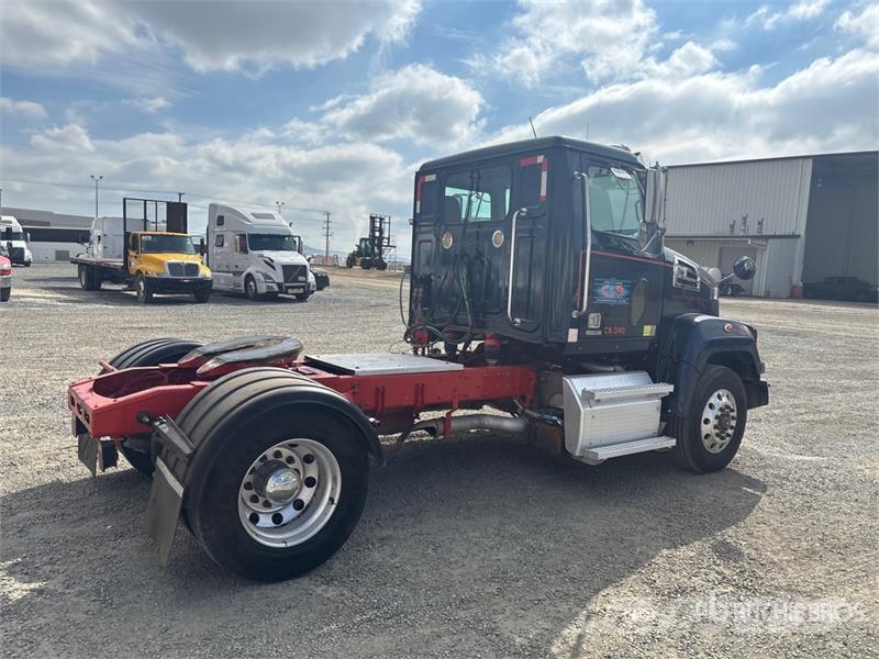 Western Star 4700 4x2 S/A Day Cab Truck Tractor Tegljači