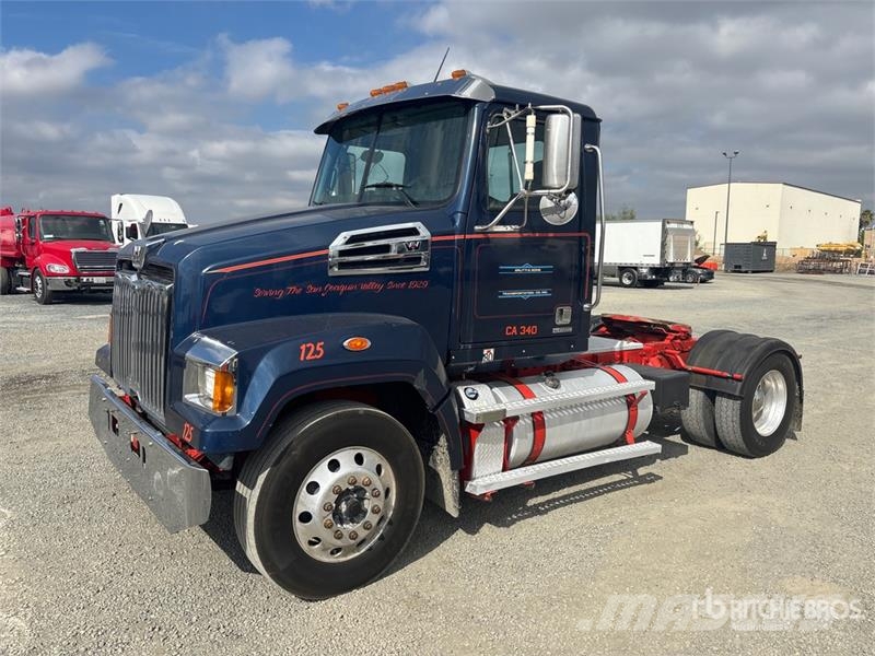 Western Star 4700 4x2 S/A Day Cab Truck Tractor Tegljači