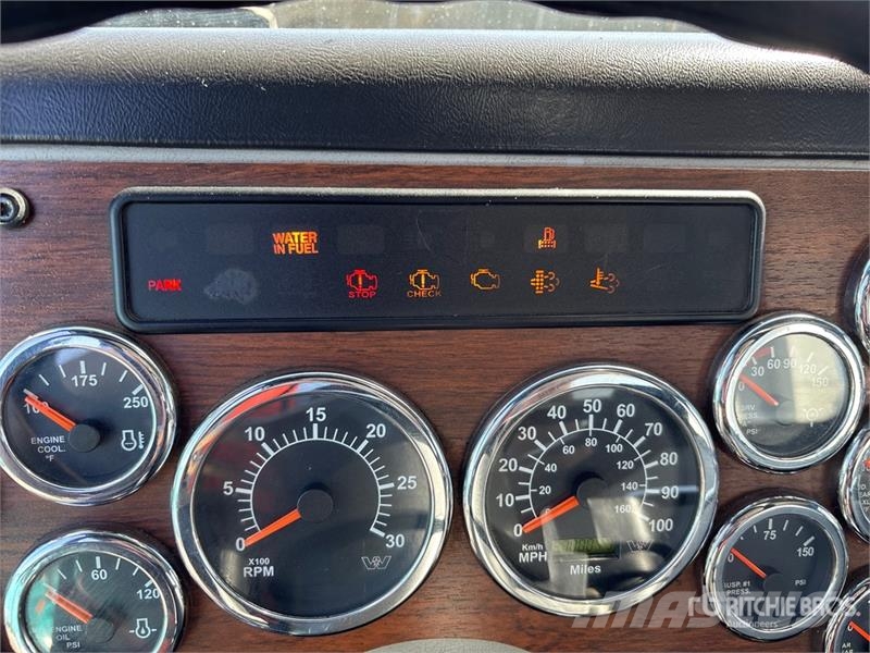 Western Star 4700 8x4 Tri/A Dump Truck Kiperi kamioni