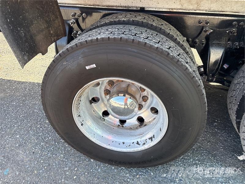 Western Star 4700SF 8x4 Tri/A Dump Truck Kiperi kamioni