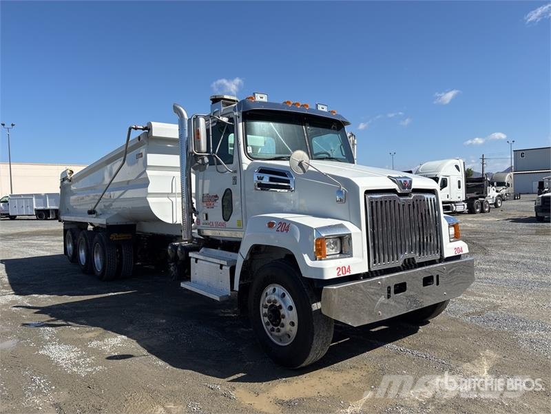 Western Star 4700SF 8x4 Tri/A Dump Truck Kiperi kamioni