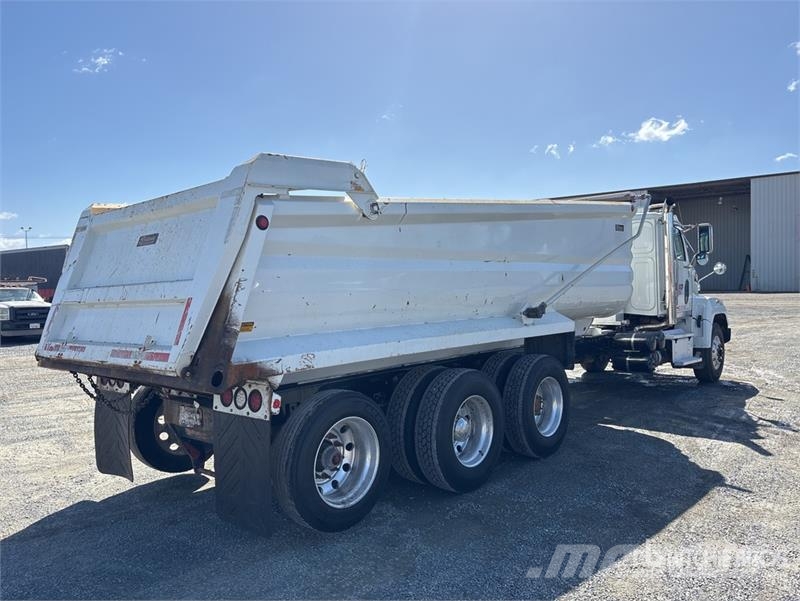 Western Star 4700SF 8x4 Tri/A Dump Truck Kiperi kamioni