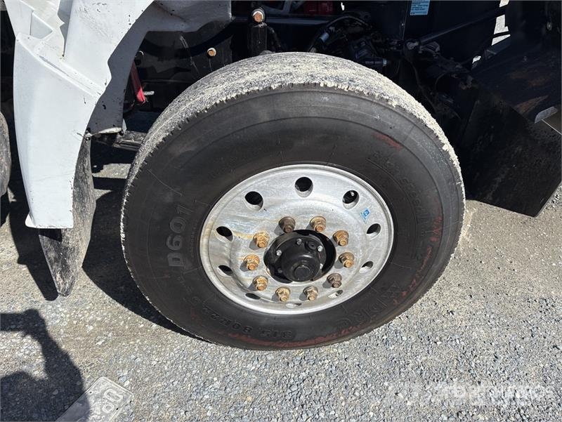 Western Star 4700SF 8x4 Tri/A Dump Truck Kiperi kamioni