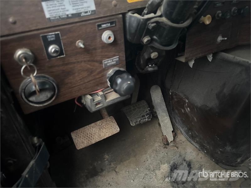 Western Star 4864-2 6x4 Sander Spreader Truck Pilsētas atkritumvedēji