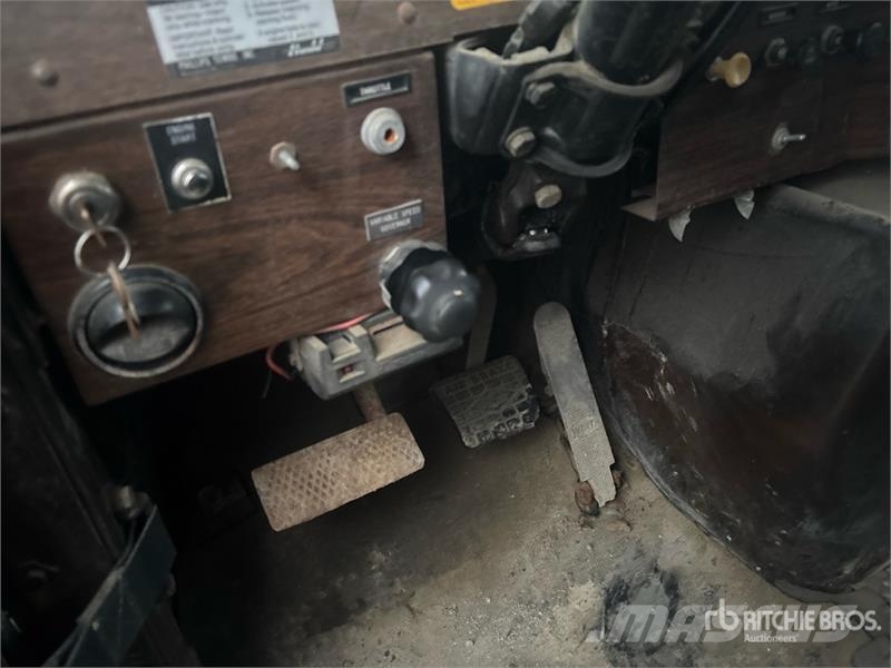 Western Star 4864-2 6x4 Sander Spreader Truck Pilsētas atkritumvedēji