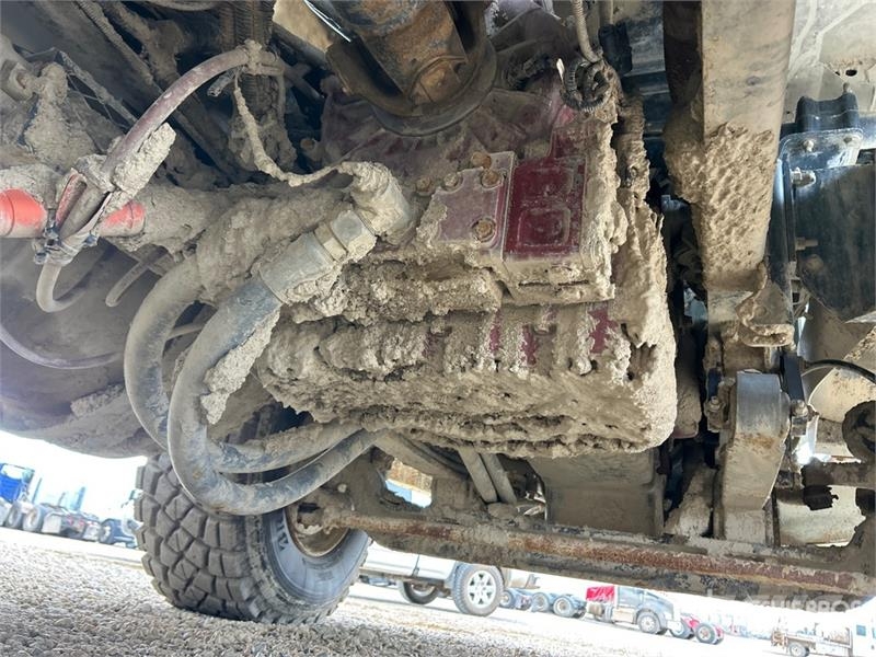 Western Star 4900 6x4 Lube Truck (Inoperable) Tovornjaki cisterne