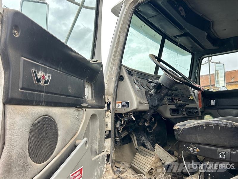 Western Star 4900 6x4 Lube Truck (Inoperable) Tovornjaki cisterne